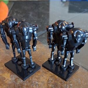 LEGO STAR WARS SUPER BATTLE DROIDS